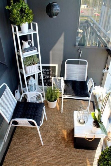 tappeto balcone arredamento bianco